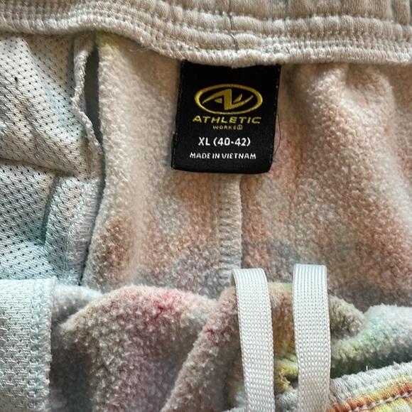 Mens sweat shorts - Picture 4 of 5